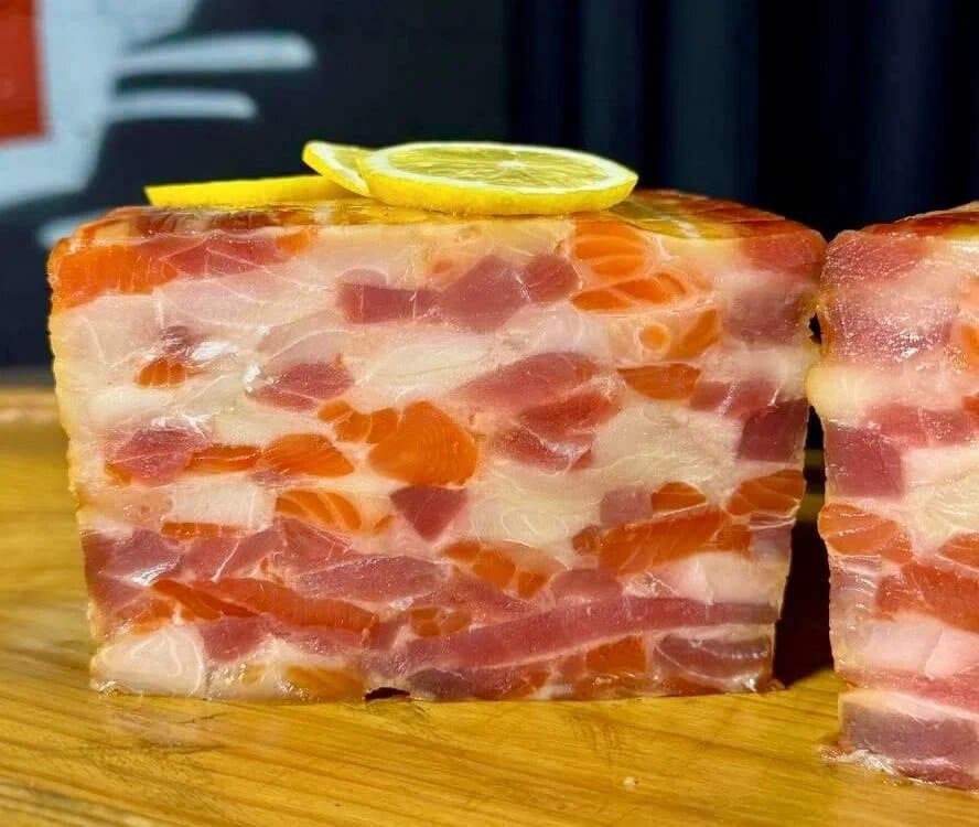 Рулет мраморный х/к (форель, тунец, масляная)